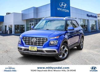 Used 2021 Hyundai Venue SEL image 1