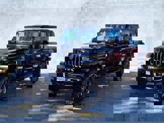 Used 2020 Jeep Gladiator Overland image 1