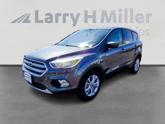 Used 2017 Ford Escape SE image 1