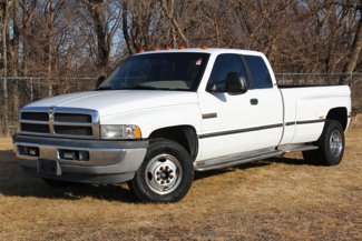 Used 1996 Dodge Ram 3500 Truck 2WD Club Cab image 1