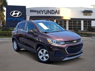 Used 2020 Chevrolet Trax LT image 1