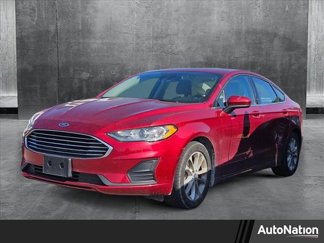 Used 2019 Ford Fusion SE image 1