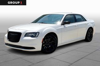 Used 2021 Chrysler 300 Touring w/ Sport Appearance Package image 1