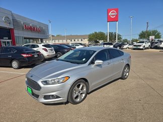 Used 2015 Ford Fusion SE w/ Equipment Group 201A image 1