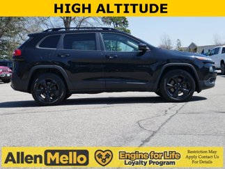 Used 2017 Jeep Cherokee High Altitude image 1
