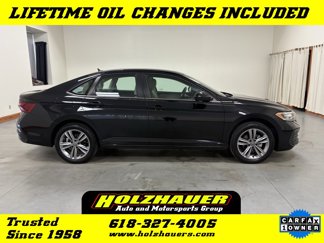Used 2022 Volkswagen Jetta SE image 1