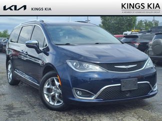 Used 2017 Chrysler Pacifica Limited w/ Advanced Safetytec Group image 1