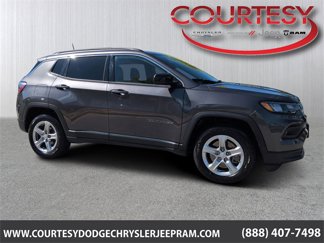 Certified 2024 Jeep Compass Latitude image 1