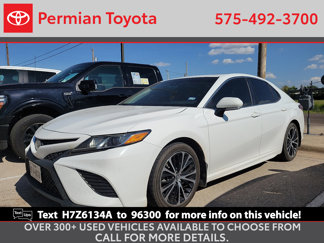 Used 2019 Toyota Camry SE image 1