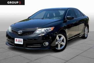 Used 2014 Toyota Camry SE image 1