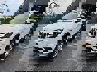 Used 2020 Jeep Cherokee Latitude image 1