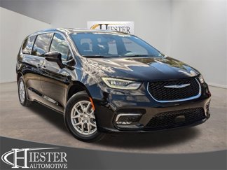 New 2025 Chrysler Pacifica Select image 1