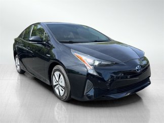 Used 2017 Toyota Prius Four image 1