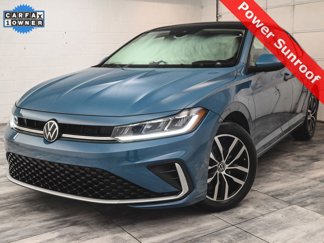 Used 2025 Volkswagen Jetta SE image 1
