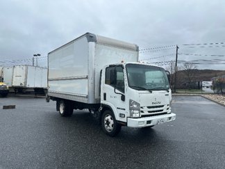 Used 2018 Isuzu NPR image 1