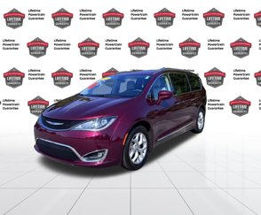 Used 2018 Chrysler Pacifica Touring-L Plus w/ Tire & Wheel Group image 1