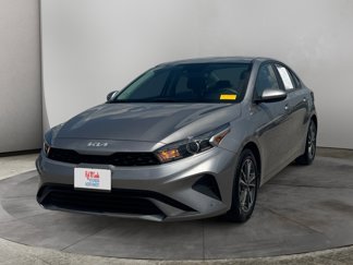 Used 2022 Kia Forte LXS image 1
