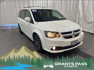 Used 2016 Dodge Grand Caravan R/T image 1