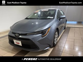 Certified 2023 Toyota Corolla LE image 1
