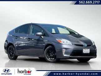 Used 2015 Toyota Prius Two image 1