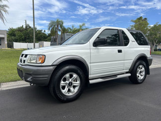 Used 2003 Isuzu Rodeo Sport image 1