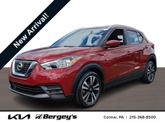 Used 2018 Nissan Kicks SV image 1
