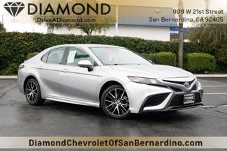 Used 2021 Toyota Camry SE image 1
