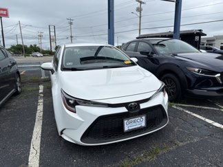 Used 2022 Toyota Corolla LE image 1