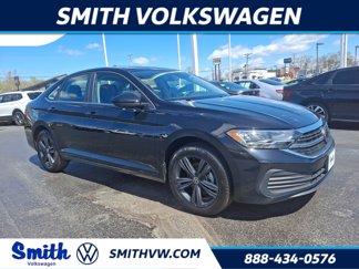 Certified 2024 Volkswagen Jetta SE w/ Panoramic Sunroof Package image 1