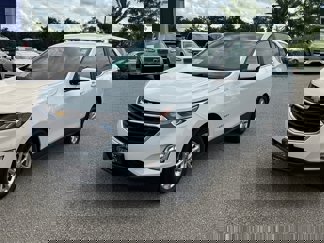 Used 2021 Chevrolet Equinox LT image 1