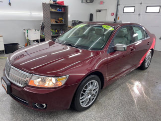 Used 2007 Lincoln MKZ image 1