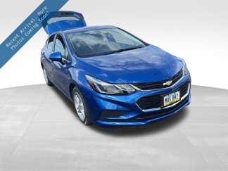 Used 2017 Chevrolet Cruze LT w/ Convenience Package image 1