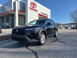 Used 2022 Toyota Corolla Cross LE image 1