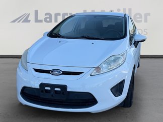 Used 2013 Ford Fiesta SE image 1