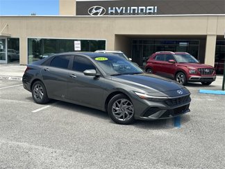 Certified 2024 Hyundai Elantra SEL image 1