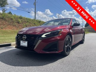 Used 2023 Nissan Altima 2.5 SR image 1