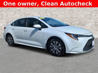 Used 2022 Toyota Corolla LE image 1