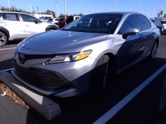 Used 2018 Toyota Camry XLE image 1