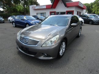 Used 2011 INFINITI G37 Journey image 1