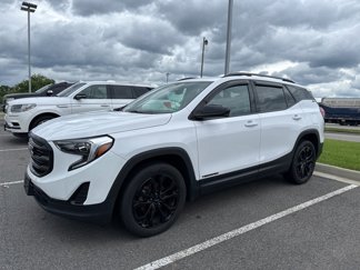 Used 2021 GMC Terrain SLE w/ Driver Convenience Package image 1