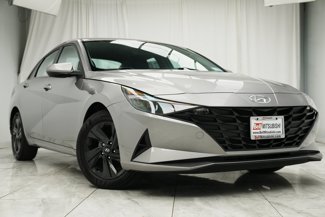 Used 2022 Hyundai Elantra SEL image 1