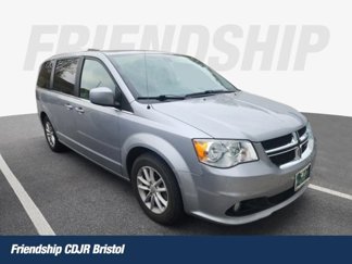 Used 2019 Dodge Grand Caravan SXT image 1