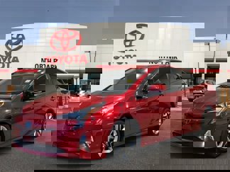 Used 2017 Toyota Prius Four image 1