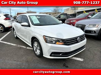 Used 2018 Volkswagen Passat 2.0T S w/ Driver Assistance Package image 1