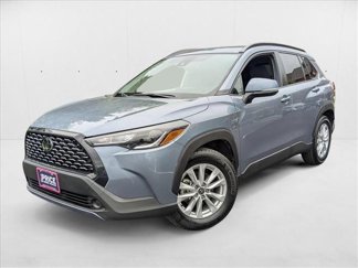 Used 2022 Toyota Corolla Cross LE image 1