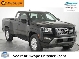 Used 2022 Nissan Frontier SV image 1