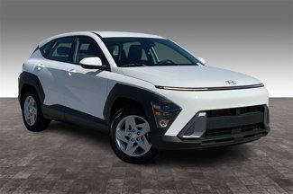 New 2025 Hyundai Kona SE image 1
