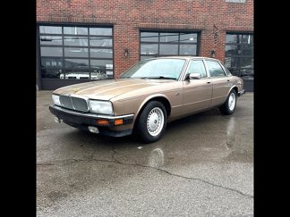 Used 1990 Jaguar XJ Vanden Plas image 1