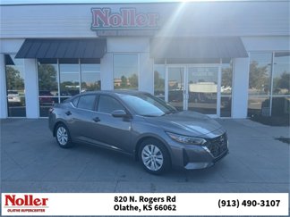 Used 2024 Nissan Sentra S image 1
