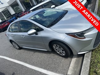 Used 2020 Toyota Corolla LE image 1